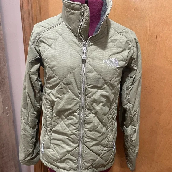 The North Face White and Green Ski Jacket - Picture 4 of 5